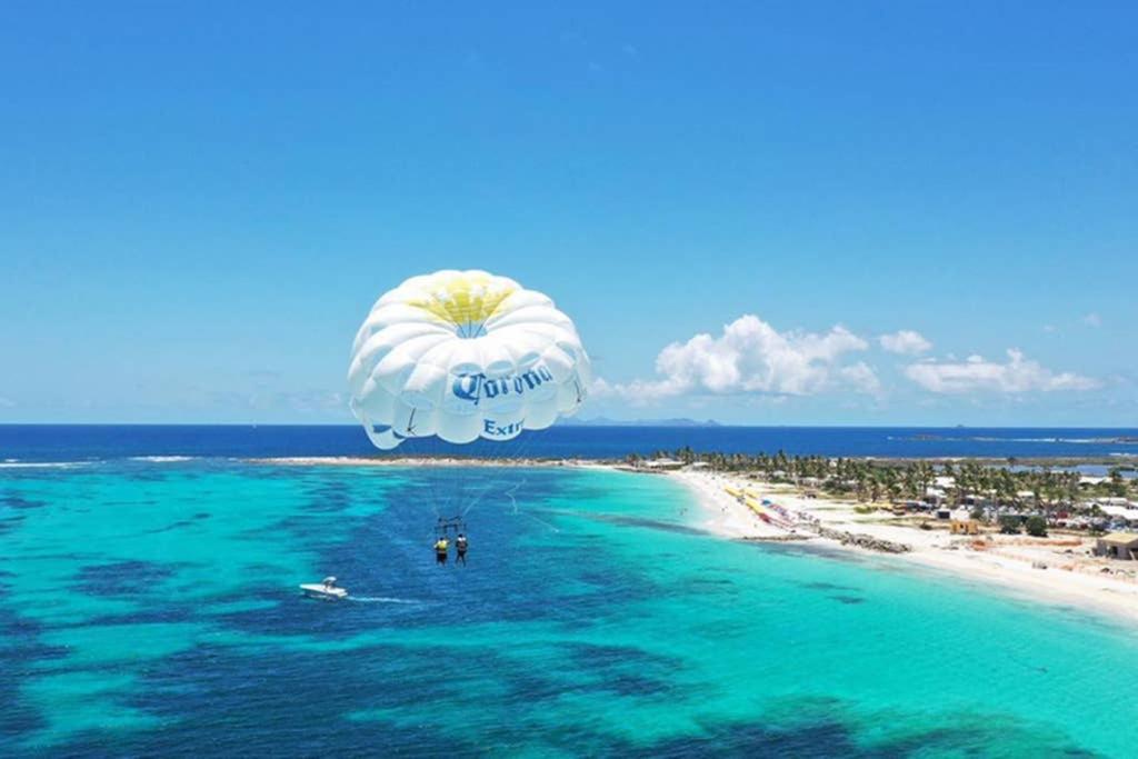 Blue Wave - 2 Bedrooms - Orient Beach! Quarter of Orleans 外观 照片
