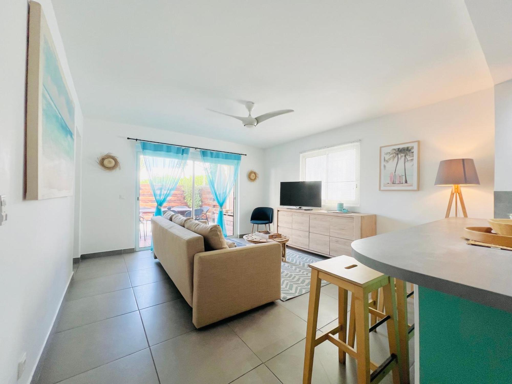 Blue Wave - 2 Bedrooms - Orient Beach! Quarter of Orleans 外观 照片